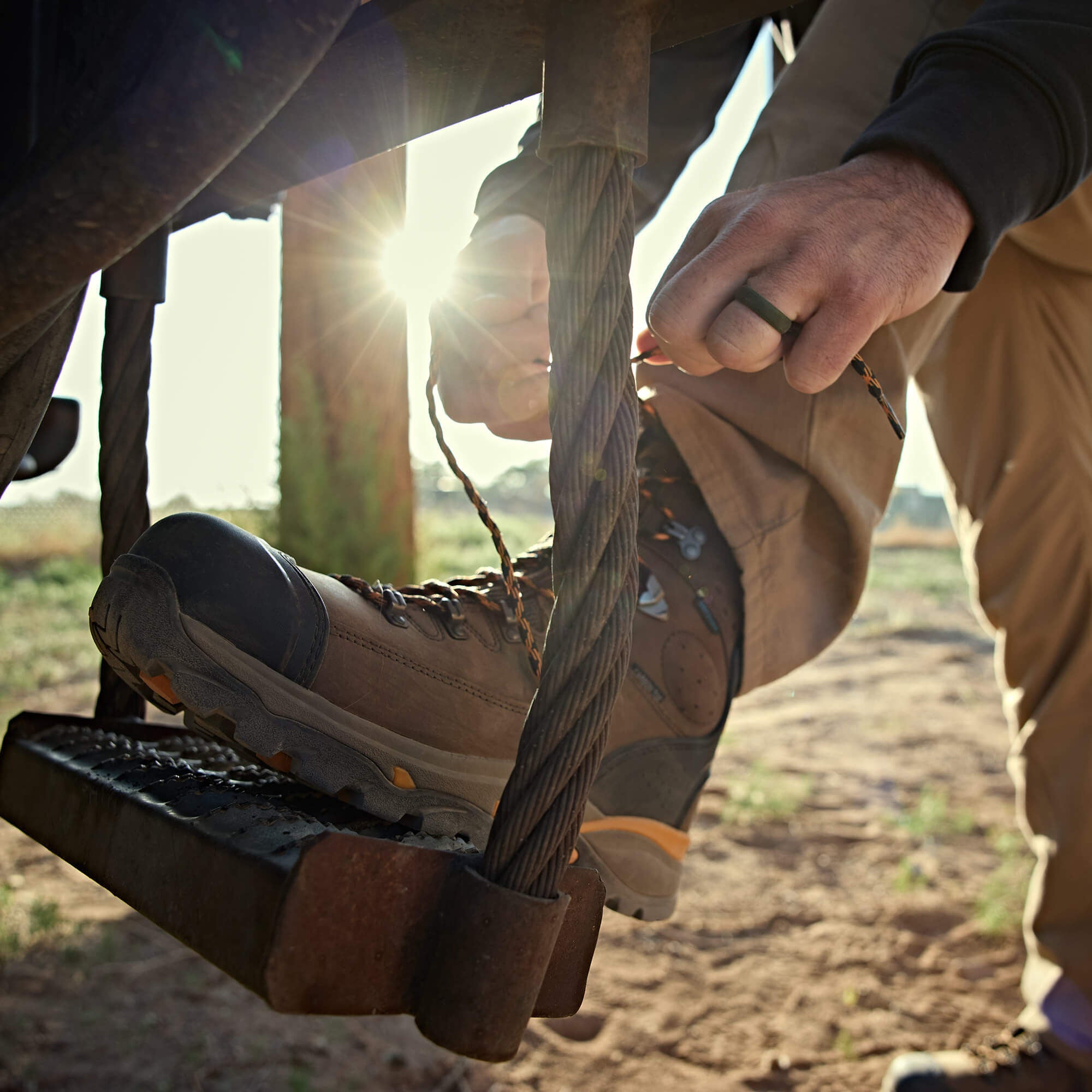 Endeavor 8" Waterproof Carbon Toe Work Boot-Ariat