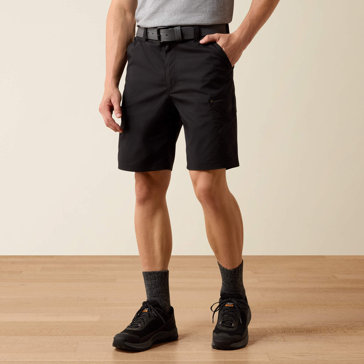 Tek Short-Ariat