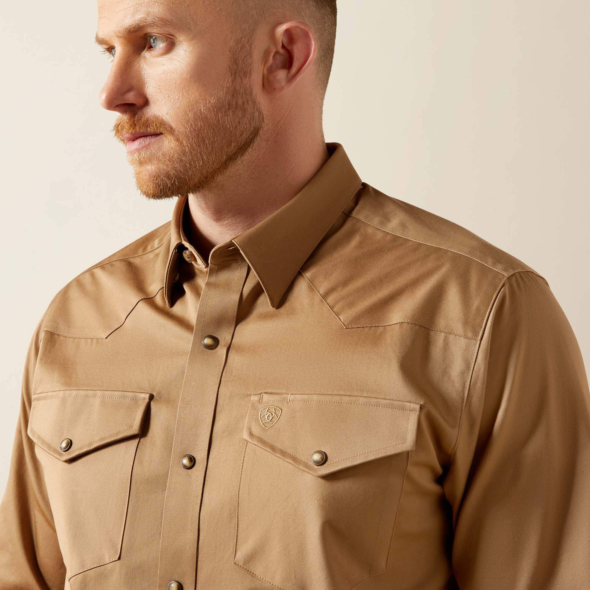 Solid Twill Fitted Shirt-Ariat
