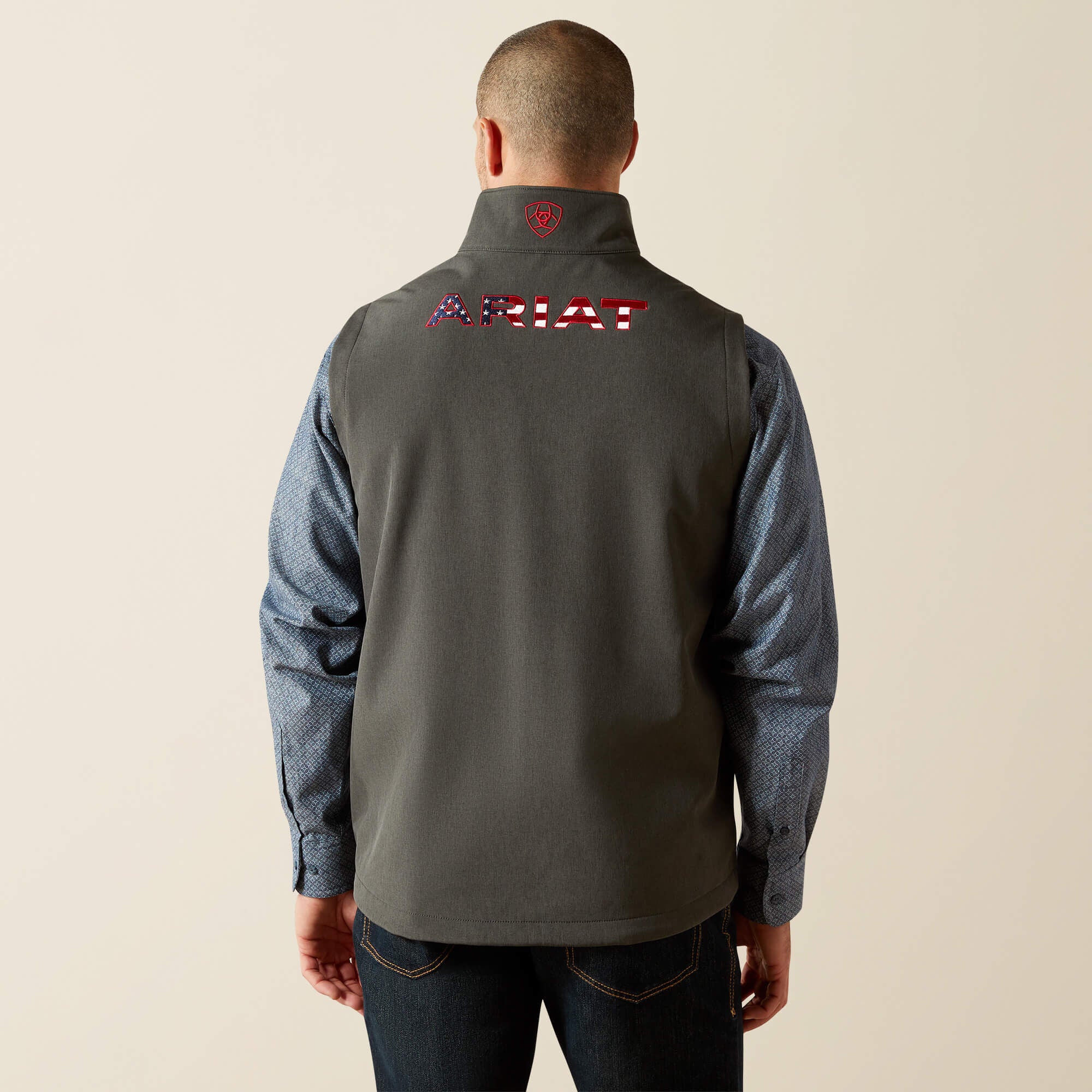 Logo Softshell Vest-Ariat