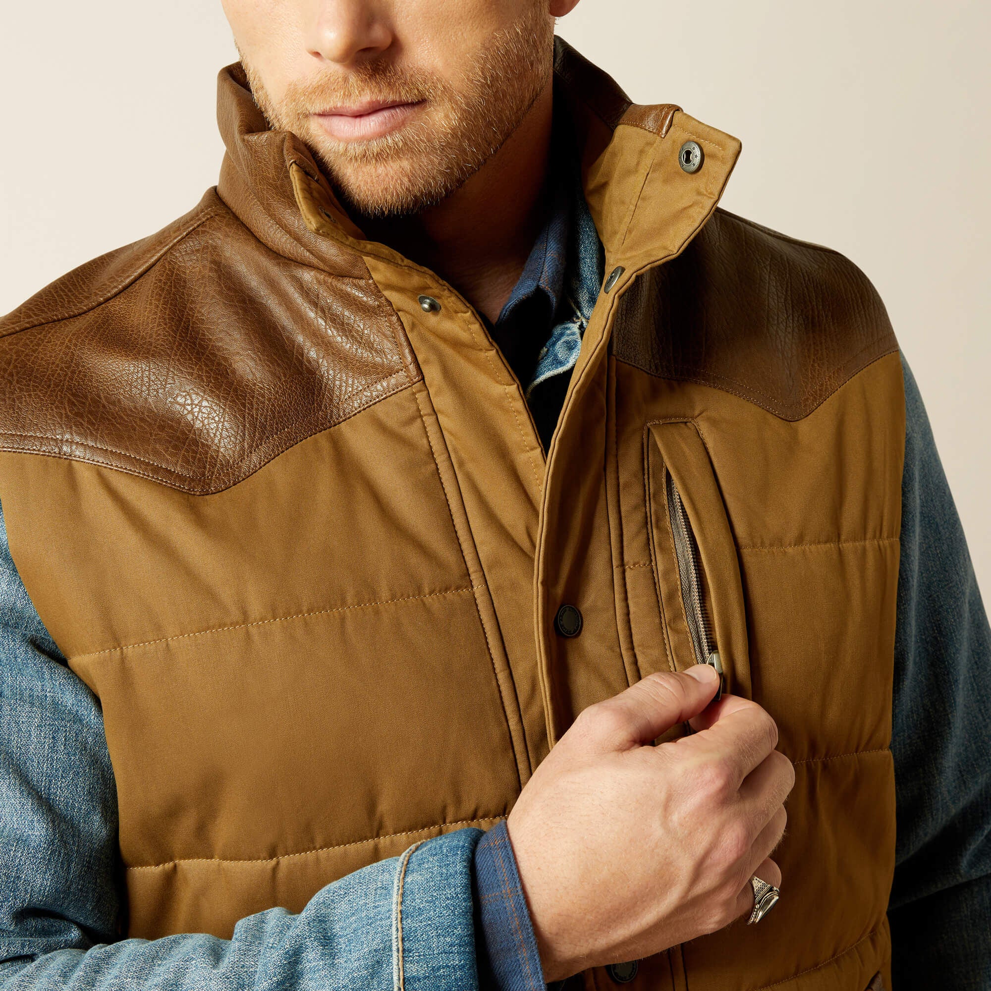 Western Quilted Vest-Ariat