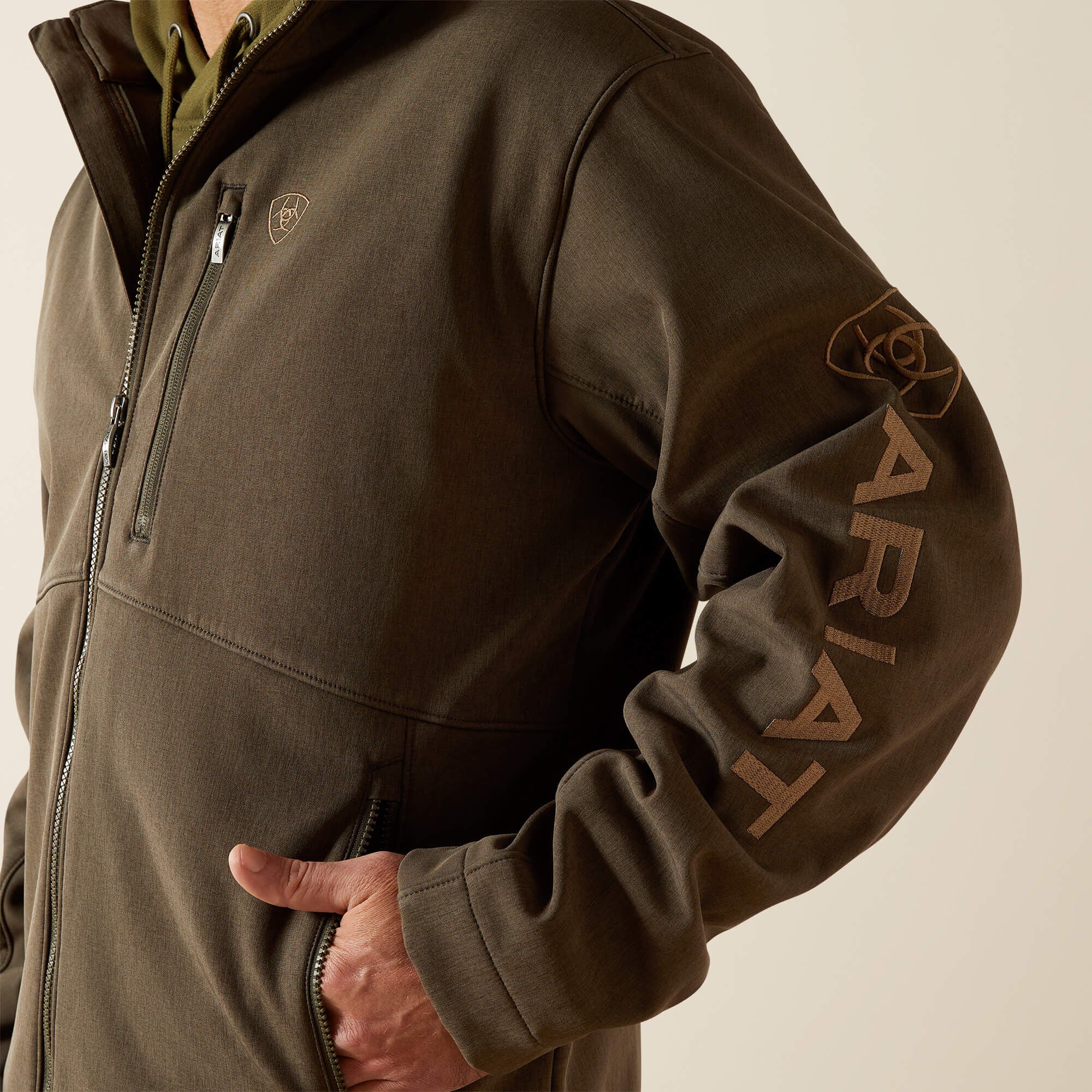 Logo Softshell Jacket-Ariat