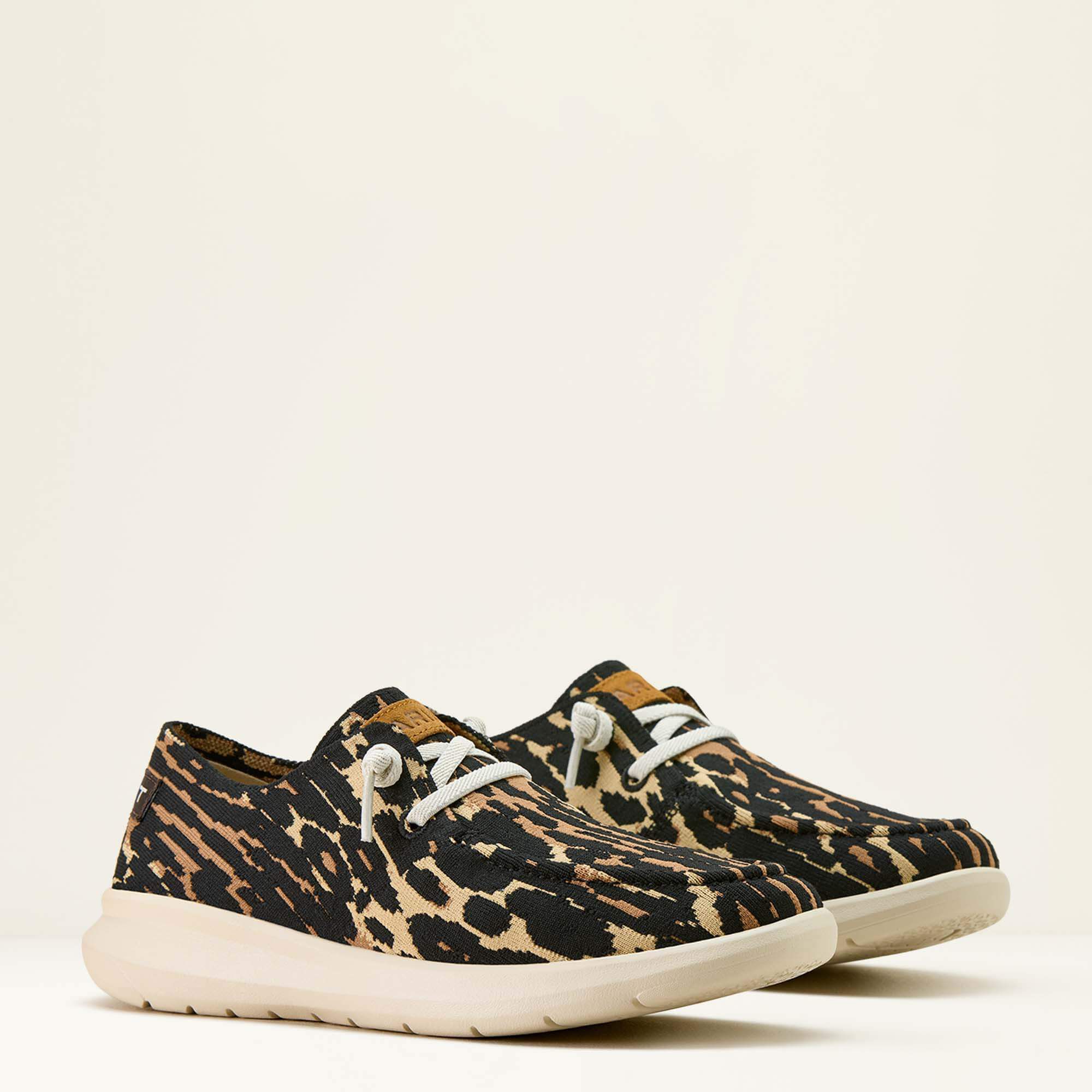 Hilo Shoe-Ariat