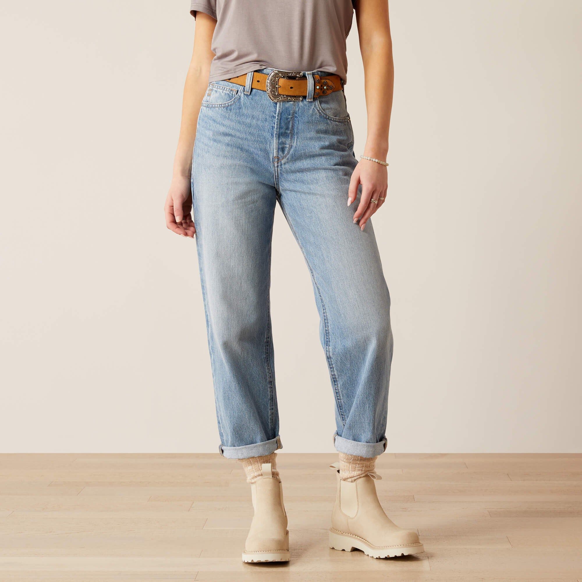 Ultra High Rise Tomboy Straight Leg Jeans-Ariat