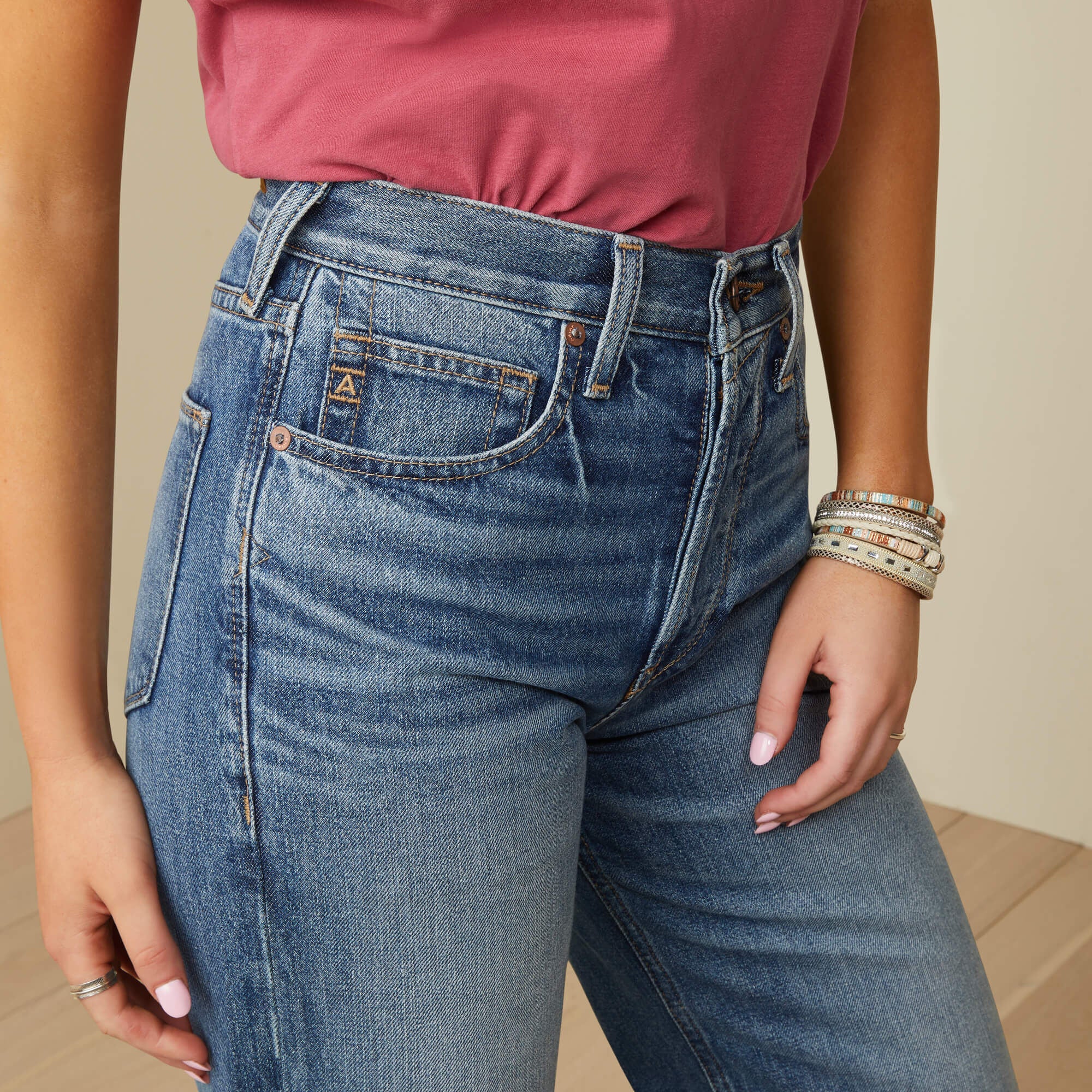 Ultra High Rise Tomboy Wide Jean-Ariat