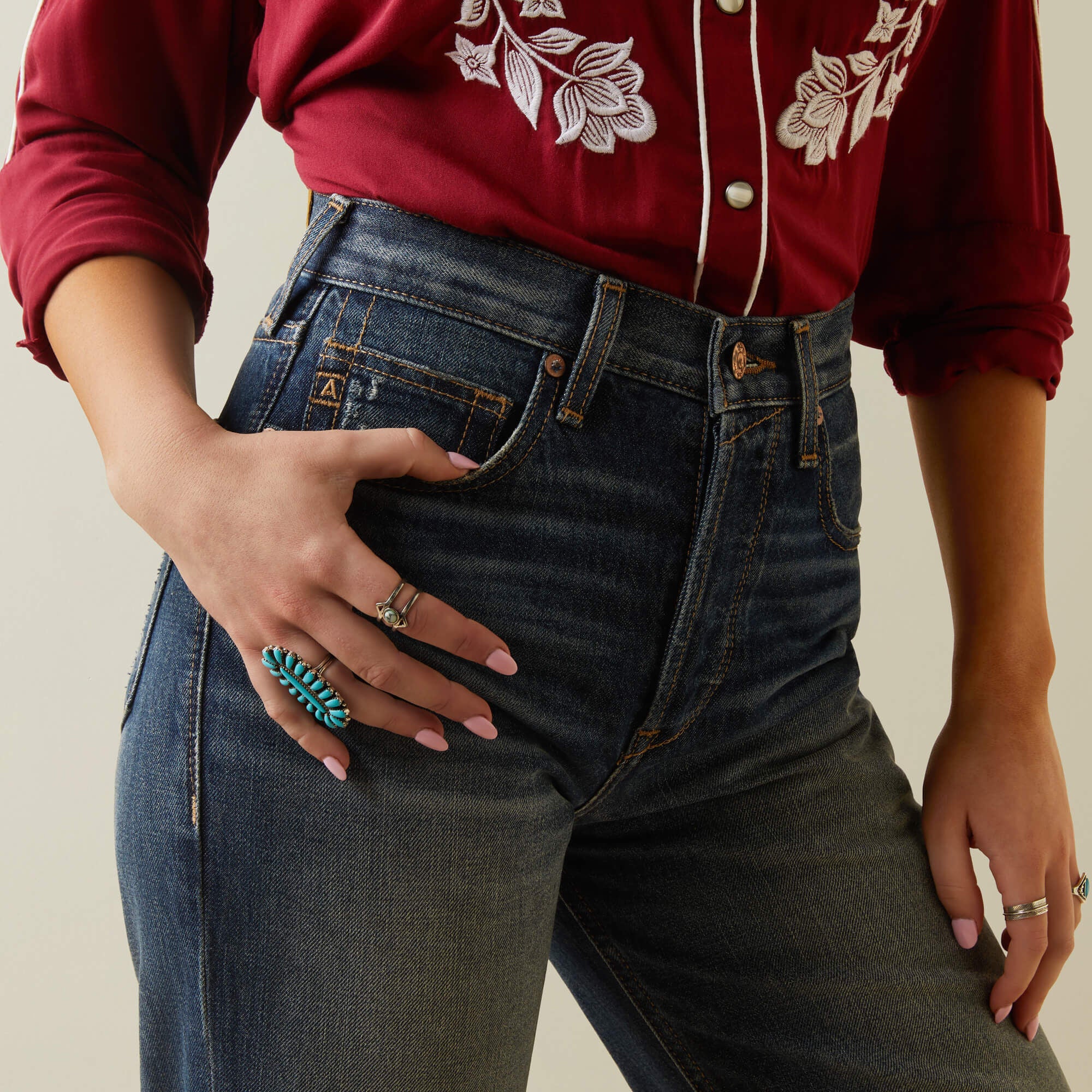 Ultra High Rise Tomboy Straight Jean-Ariat