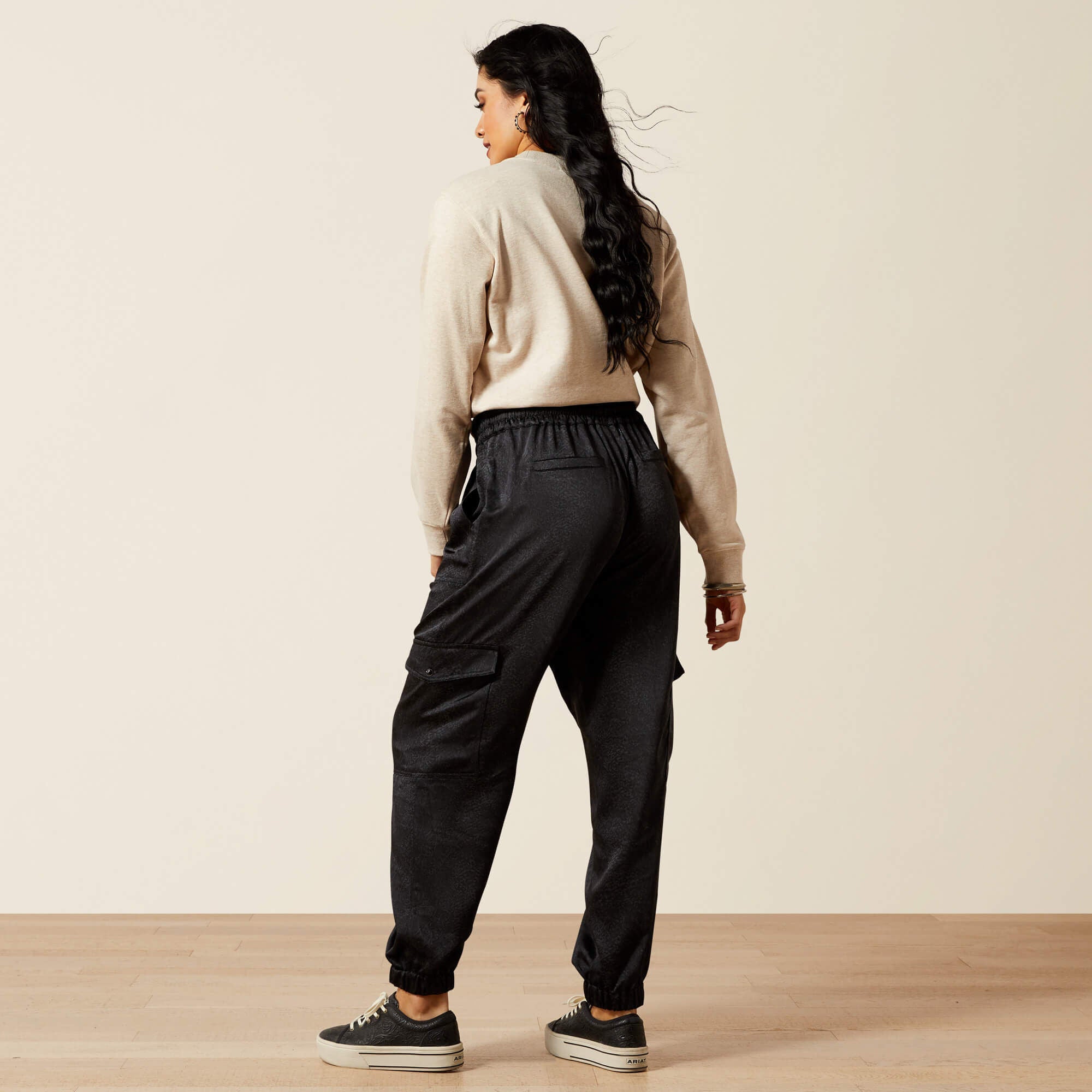 Silky Cargo-Ariat
