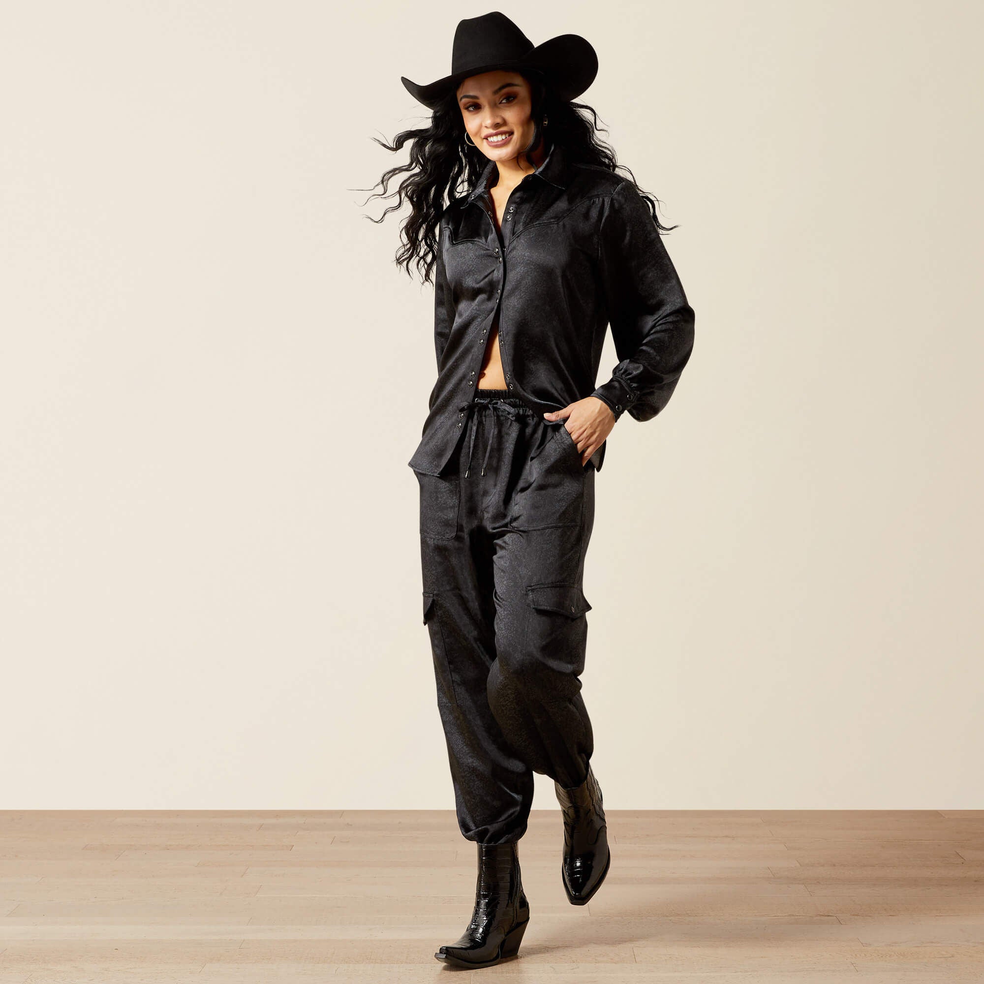 Silky Cargo-Ariat