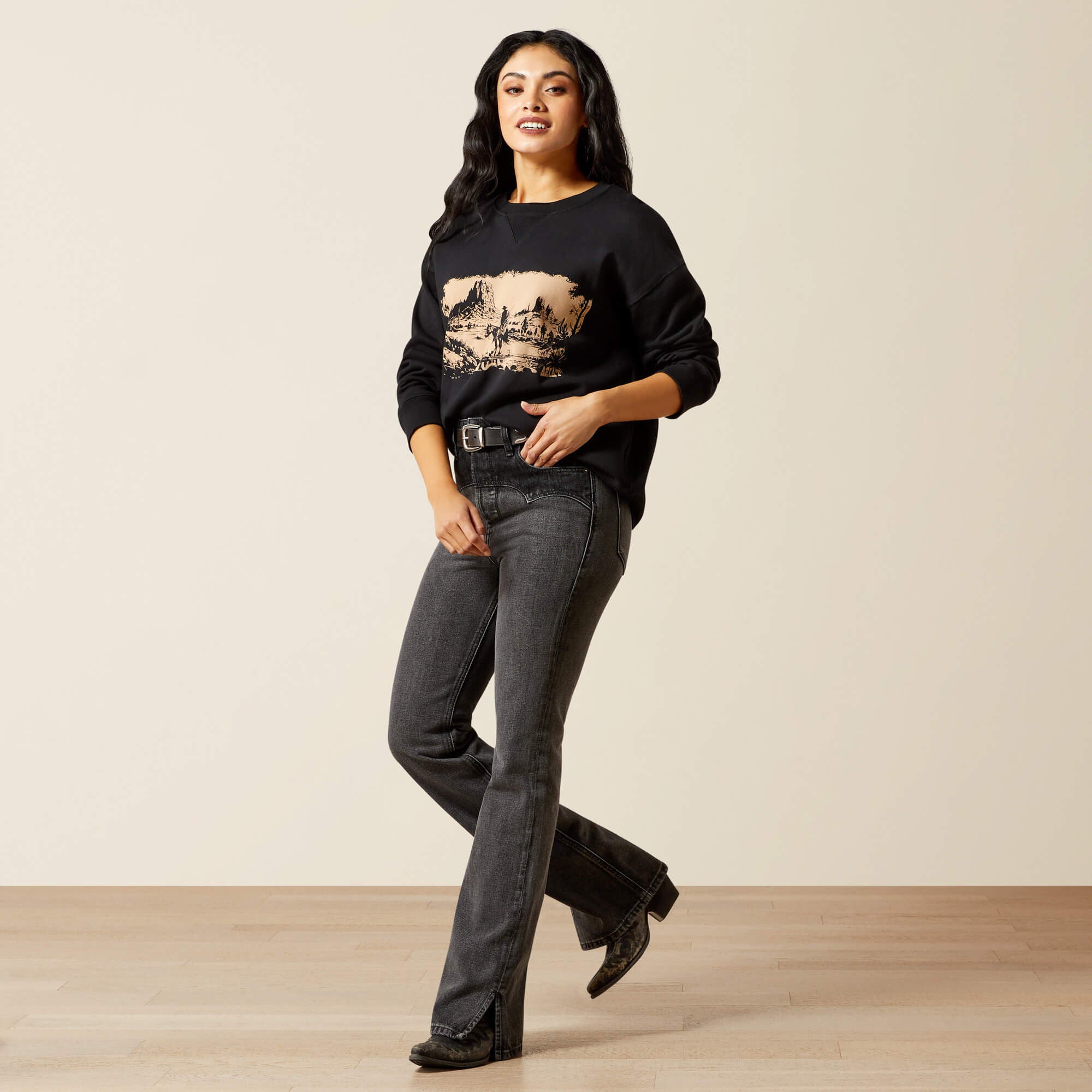 Outlaw Oversized Sweatshirt-Ariat