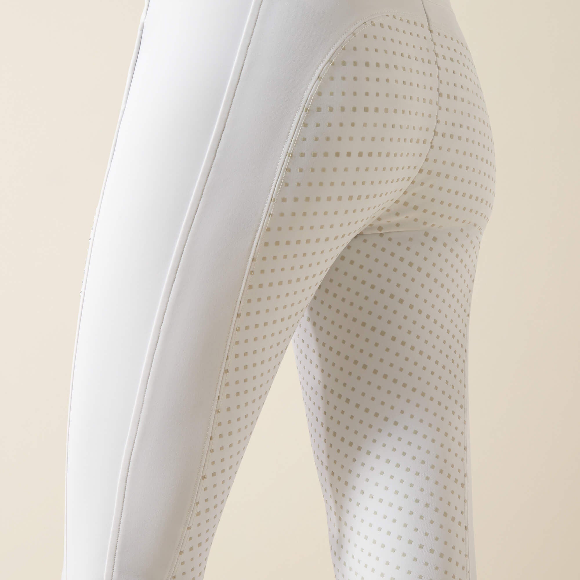 Tri Factor NT Full Seat Breech-Ariat