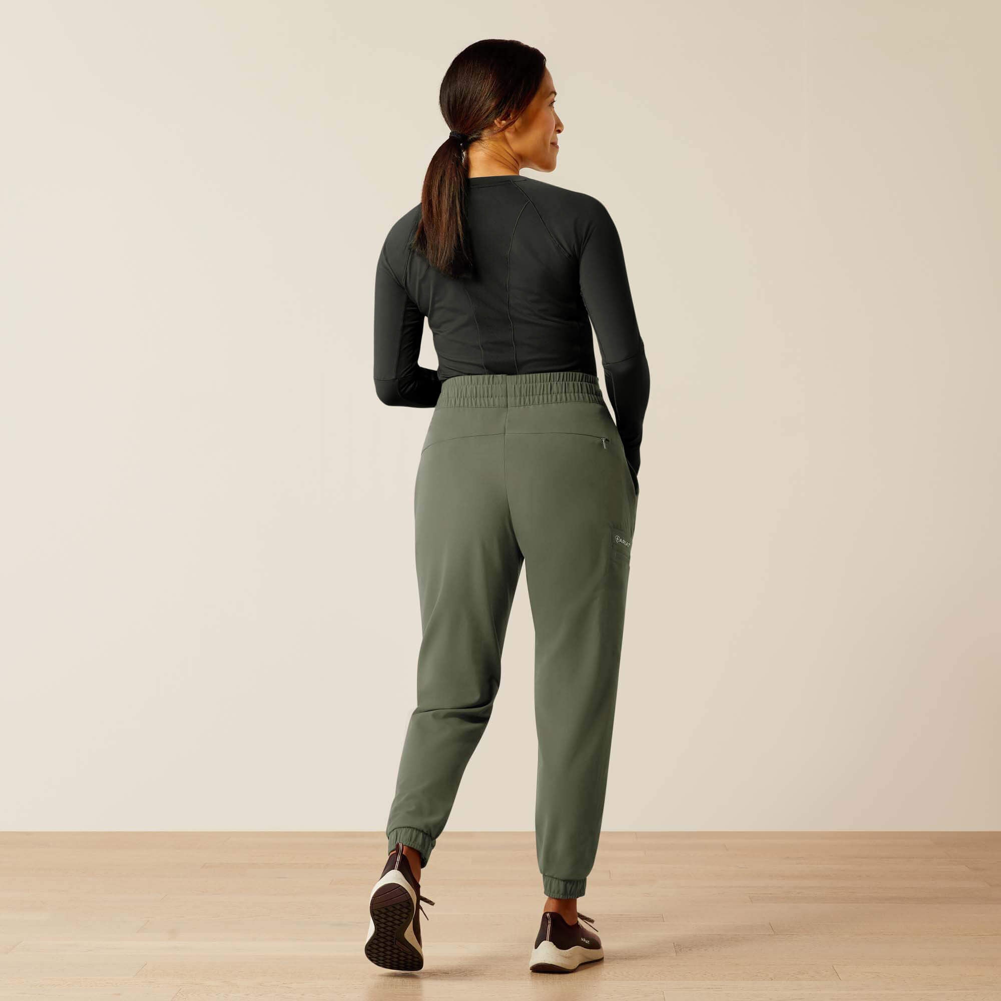 Blackwell Cargo Stretch Jogger Scrub Pant-Ariat