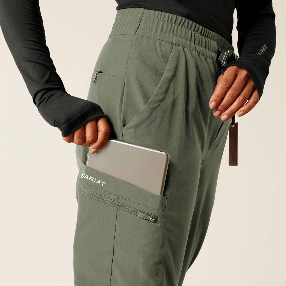 Blackwell Cargo Stretch Jogger Scrub Pant-Ariat
