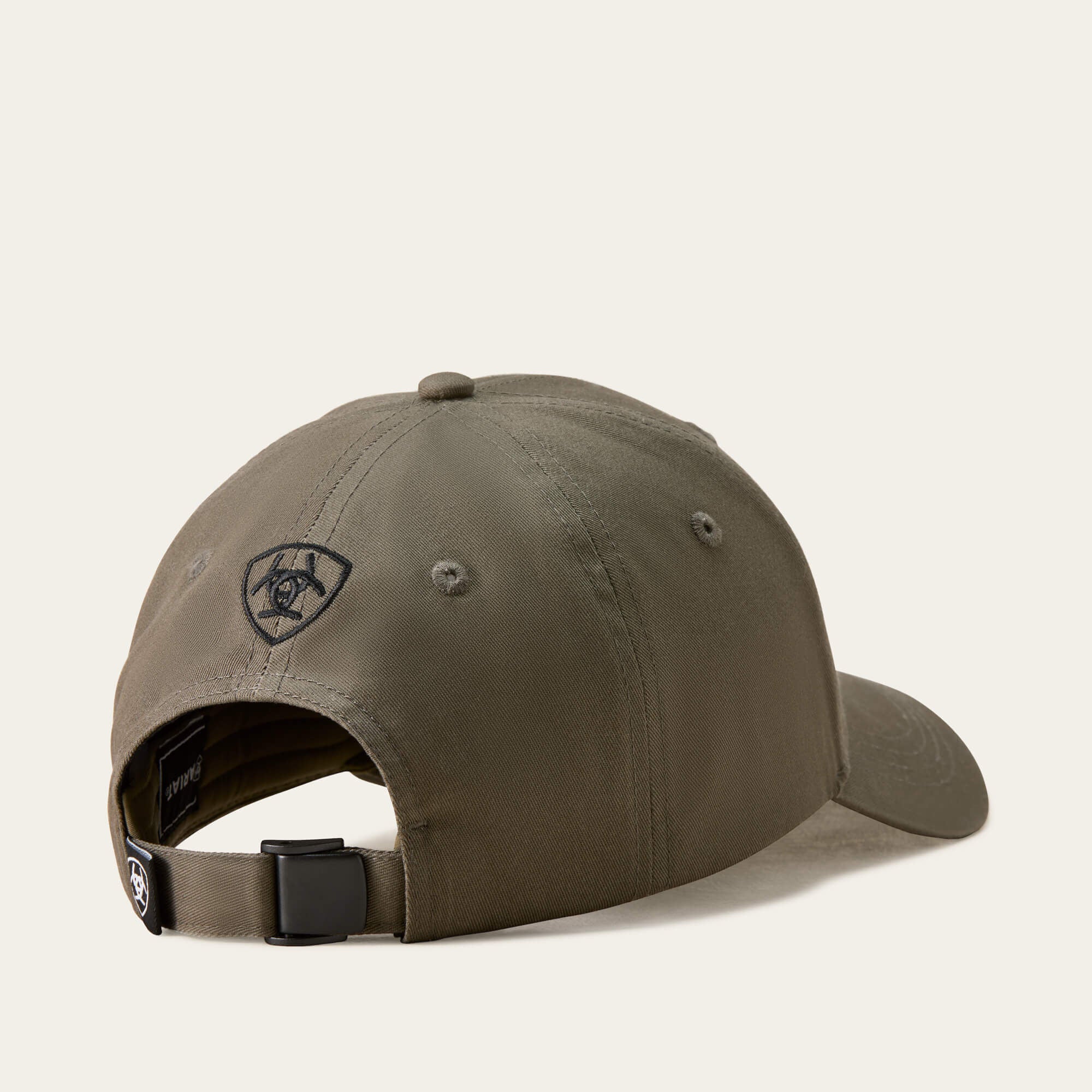 Show Cap-Ariat