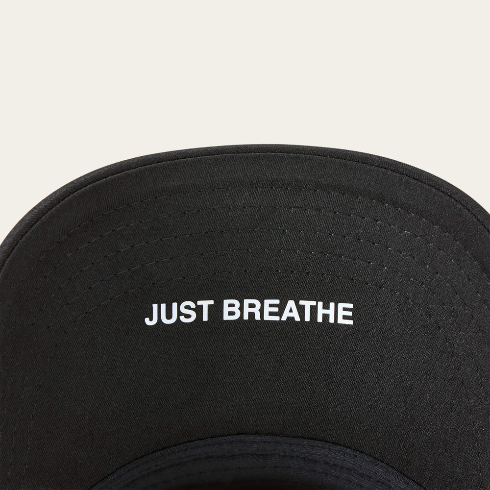 Breathe Cap-Ariat